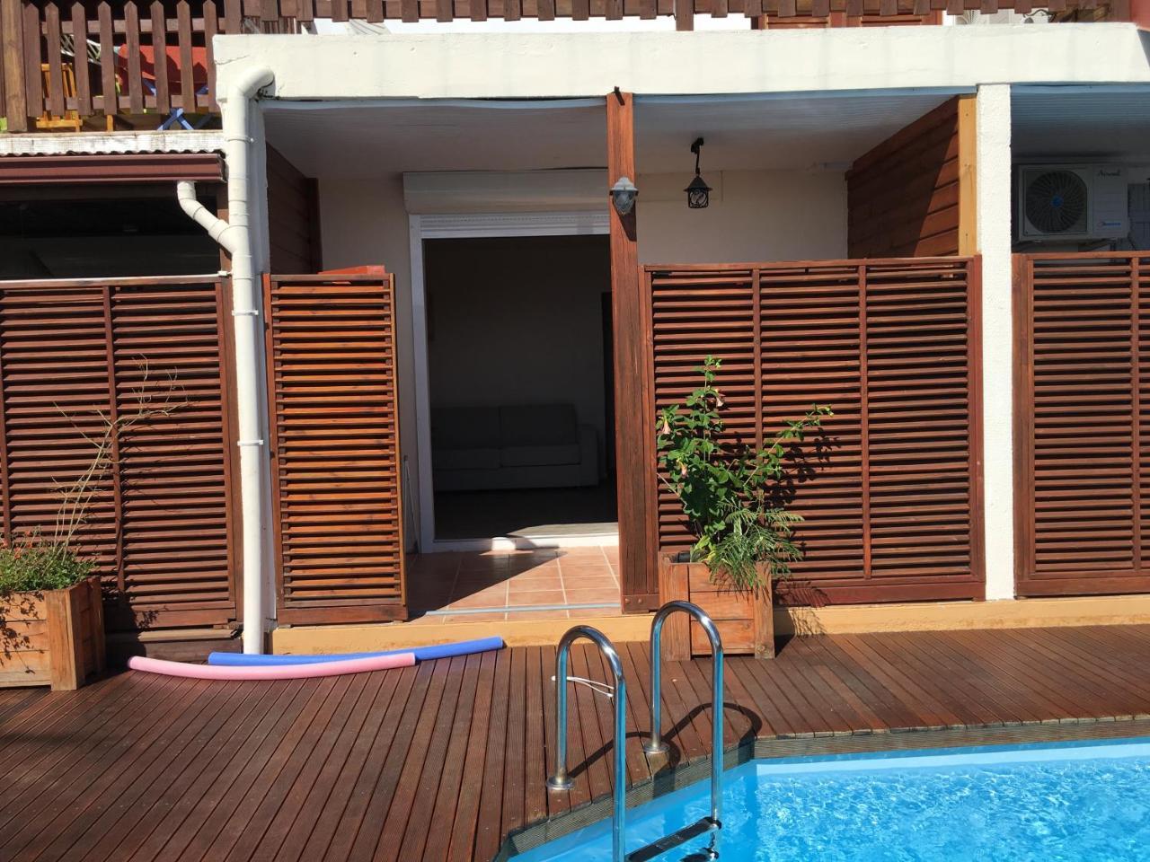 Gites La Nantillaise Bouillante Exterior photo