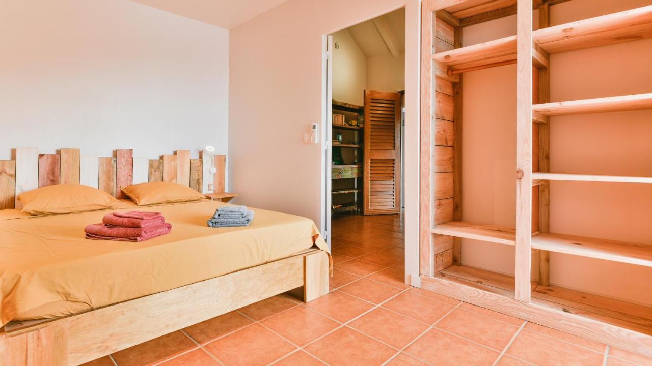 Gites La Nantillaise Bouillante Exterior photo